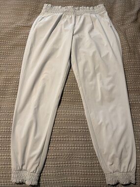 Athleta Light Gray Elastic-Waist Jogger Pants